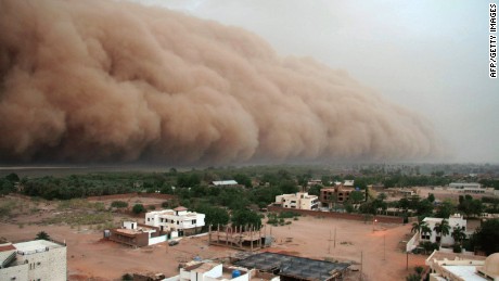 KHARTOUM,SUDAN - APRIL 29: A gigantic cloud of dust known as &quot;Haboob&quot; advances over Khartoum on 29 April 2007. These seasonal type of monsoons can reach a height of 3000 feet and can change the landscape in the few hours they last. Climate change experts from around the world are holding a meeting in Bangkok to find ways of lowering emissions of greenhouse gases to head off the worst effects of global warming. At least 400 experts from about 120 countries are attending the third session of the Intergovernmental Panel on Climate Change (IPCC), the UN&#39;s leading authority on global warming.