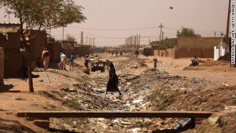 A general view shows Khartoum&#39;s southern suburb of Mayo on April 14, 2015. Mayo is mainly populated with displaced people from Darfur and Kordofan where fighting between rebels and President Omar Al-Bashir troops has forced people from their homes.