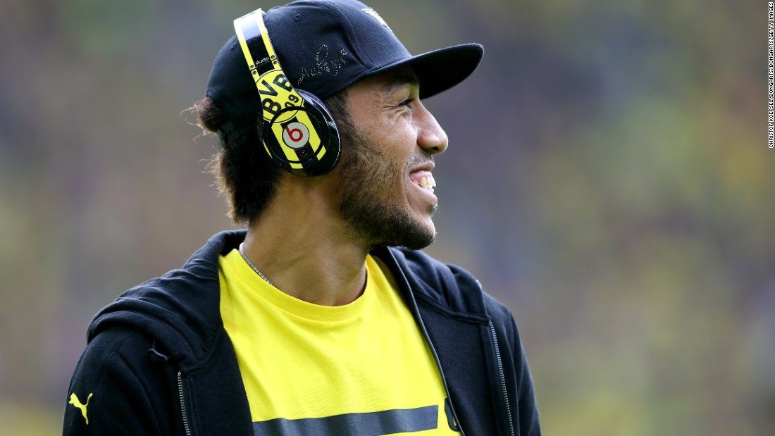 The Gabon international is also known for fashion statements off the pitch, often using a pair of Borussia Dortmund&#39;s own brightly colored headphones.