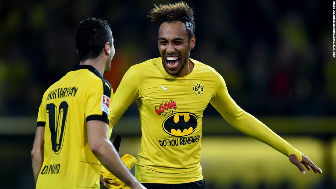 He even revealed a Batman shirt after Dortmund&#39;s win over Schalke last year.