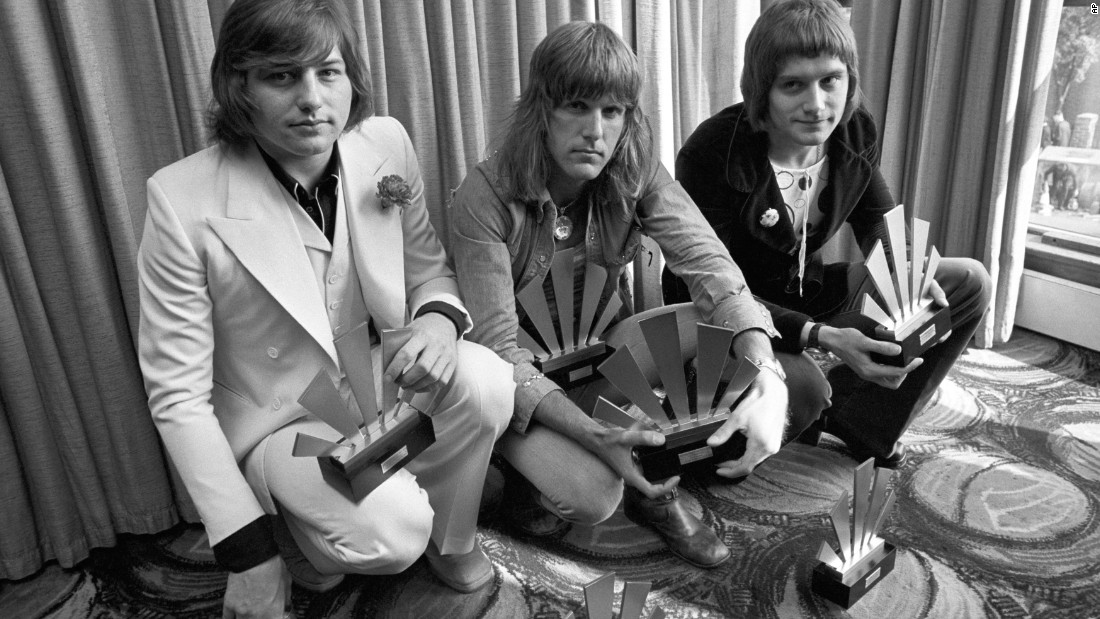 &lt;a href=&quot;http://www.cnn.com/2016/12/09/entertainment/greg-lake-dies-trnd/index.html&quot; target=&quot;_blank&quot;&gt;Greg Lake&lt;/a&gt;, a founding member of influential progressive rock group Emerson, Lake &amp;amp; Palmer, died December 7 after a bout with cancer, his manager said. He&#39;s seen here at left with bandmates Keith Emerson, center, and Carl Palmer in 1972.