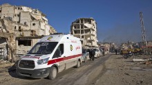 Wounded Syrians and their families gather at the rebel-held al-Amiriyah neighbourhood as they wait to be evacuated to the government-controlled area of Ramoussa on the southern outskirts of the city on December 15, 2016.

Russia, Syrian military sources and rebel officials confirmed that a new agreement had been reached after a first evacuation plan collapsed the day before amid fresh fighting. Syrian state television reported that some 4,000 rebels and their families were to be evacuated.


 / AFP / KARAM AL-MASRI        (Photo credit should read KARAM AL-MASRI/AFP/Getty Images)