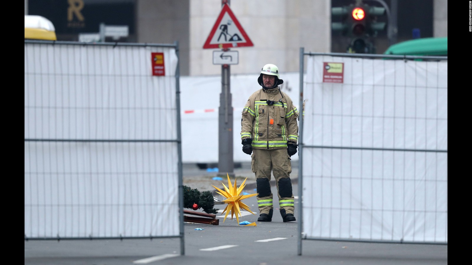 Berlin Christmas Market Attack: Witnesses Recall Chaos - CNN