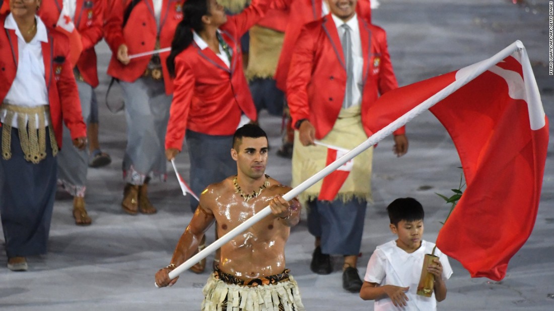 Wow, the oily shirtless Tongan Olympian really came out oily and shirtless again – Trending Stuff