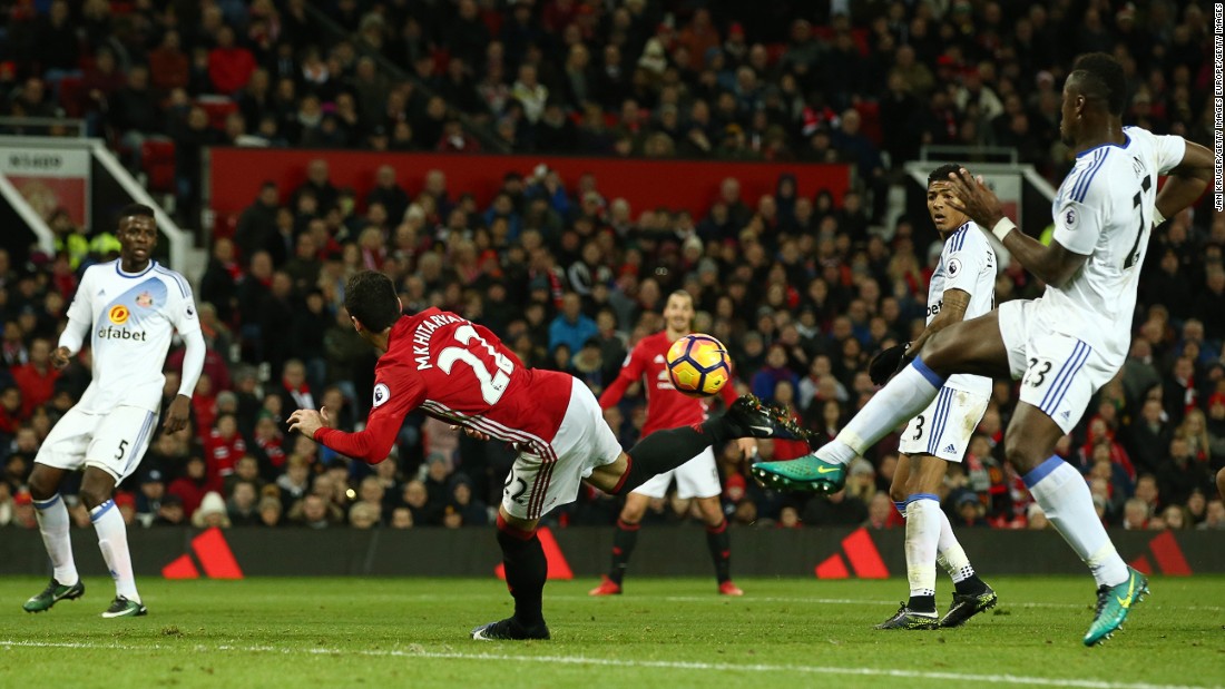 The Arsenal striker&#39;s goal comes hot on the heels of a similar strike by Manchester United&#39;s Henrikh Mkhitaryan in its win over Sunderland on December 26. 