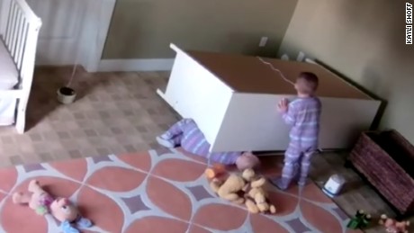 Touching video shows toddler rescuing twin 
