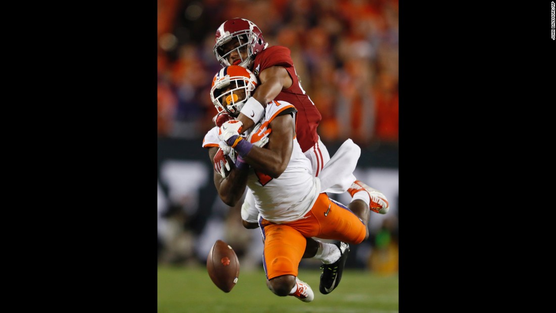 Alabama&#39;s Marlon Humphrey is called for pass interference on a second-half pass to Williams.