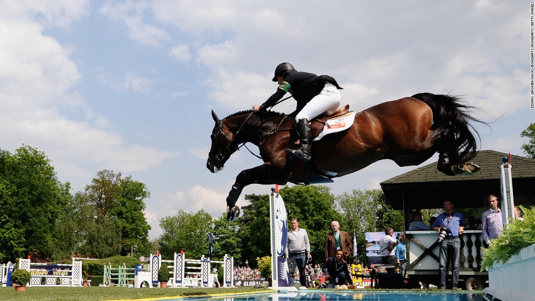Last year&#39;s champion Rolf-Goran Bengtsson takes on a water jump in the 2012 edition. 