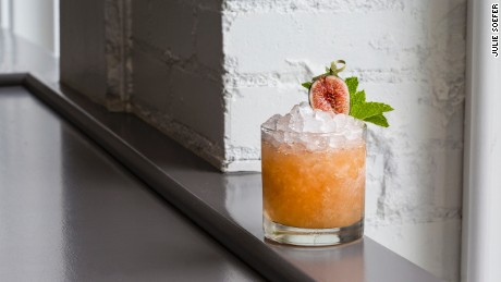 Fig Cobbler cocktail