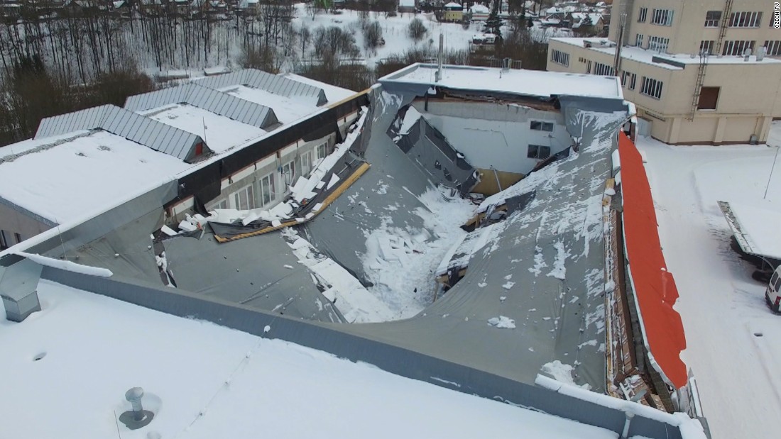 The Moment the Metrodome Roof Collapsed