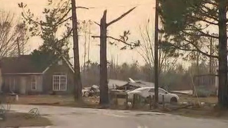 Deadly storms destroy Georgia mobile homes