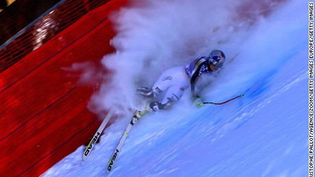 Lindsey Vonn crashes out on a training run ahead of the World Cup women&#39;s downhill in Cortina d&#39;Ampezzo, Italy.