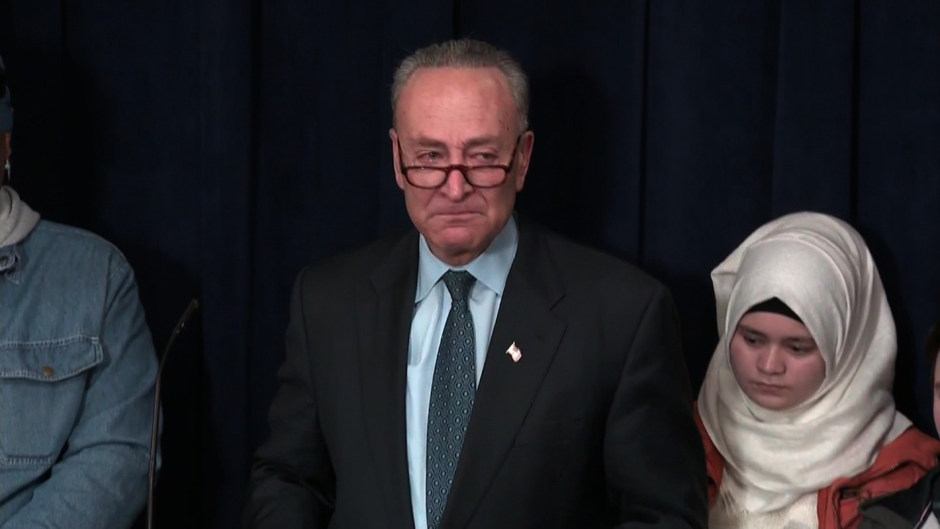 170129141304-chuck-schumer-emotional-trump-travel-ban-00000000.jpg