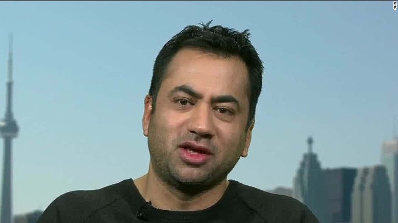 Next photo of Kal Penn