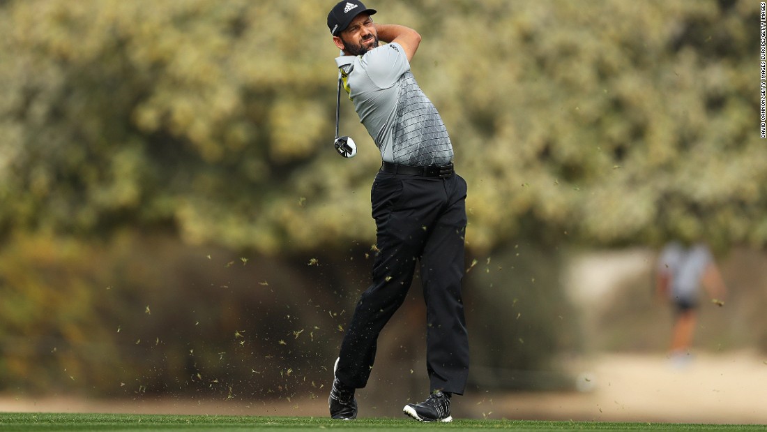 Spain&#39;s Sergio Garcia was the early tournament leader with a seven-under 65, one shot better South Africa&#39;s George Coetzee and Felipe Aguilar from Chile. 