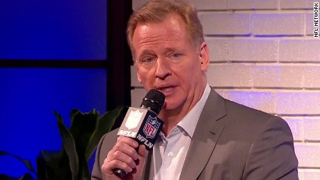 Roger Goodell hit with questions on union accord at NFL fan event