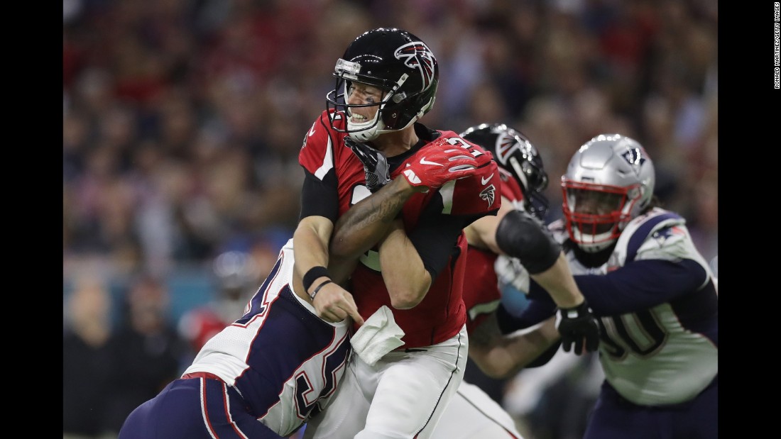 Ryan, &lt;a href=&quot;http://edition.cnn.com/2017/02/04/sport/super-bowl-li-atlanta-falcons-matt-ryan/index.html&quot; target=&quot;_blank&quot;&gt;the league&#39;s MVP this season,&lt;/a&gt; is hit after a throw early in the game. The game was scoreless at the end of the first quarter.