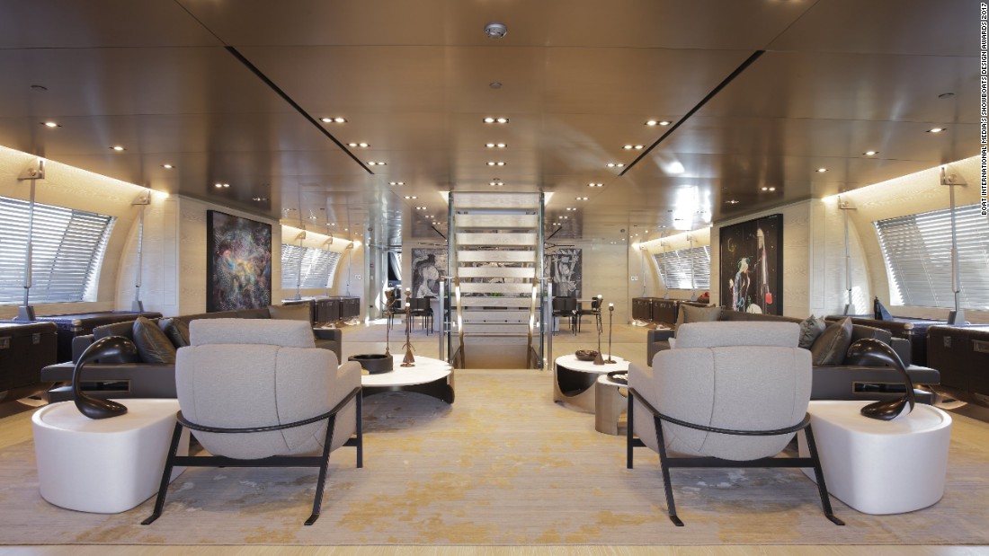 And Sybaris went on to pick up a third ShowBoats design award for the &quot;cohesive and elegant design&quot; of PHDesign.