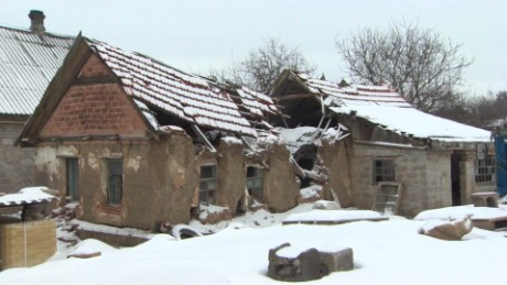 Families struggle in war-torn Eastern Ukraine