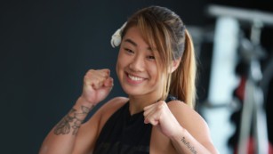 Angela Lee: The world's youngest MMA champion | CNN