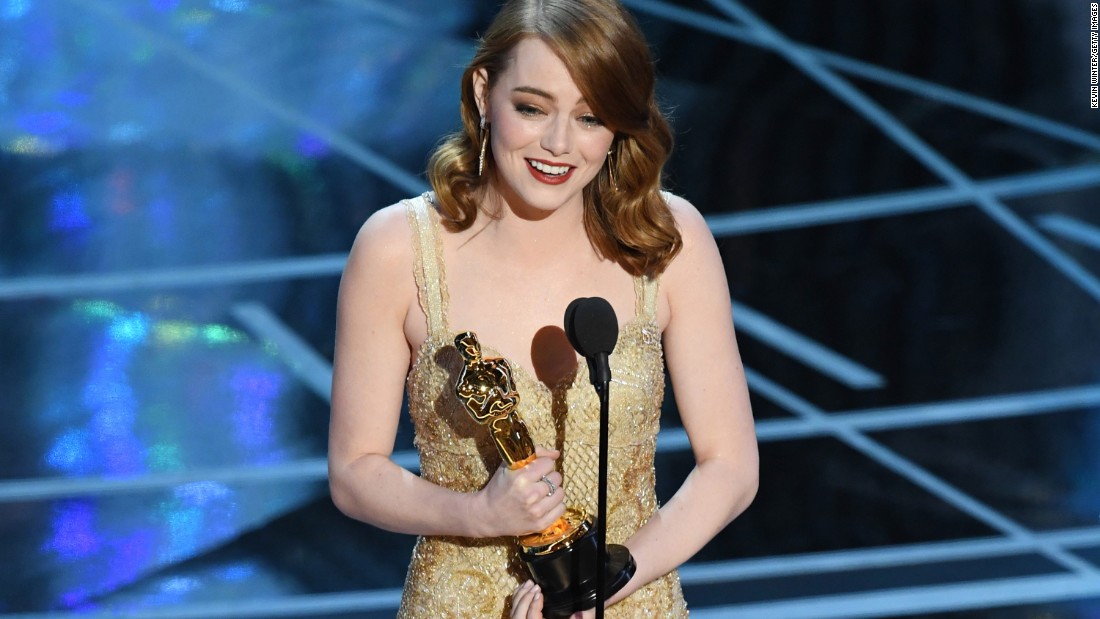 &lt;strong&gt;Emma Stone (2017):&lt;/strong&gt; Emma Stone accepts the award for her role in the musical &quot;La La Land,&quot; which was nominated for 14 Oscars and won six of them.