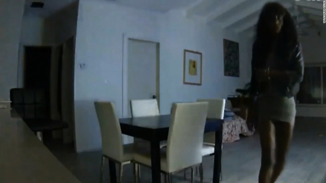 Video Shows Thief Creep By Sleeping Homeowner Cnn Video 9525
