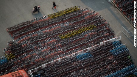 Thousands of Ofo and Mobike&#39;s bikes were impounded in Shanghai last year. Authorities said they breached parking restrictions.
