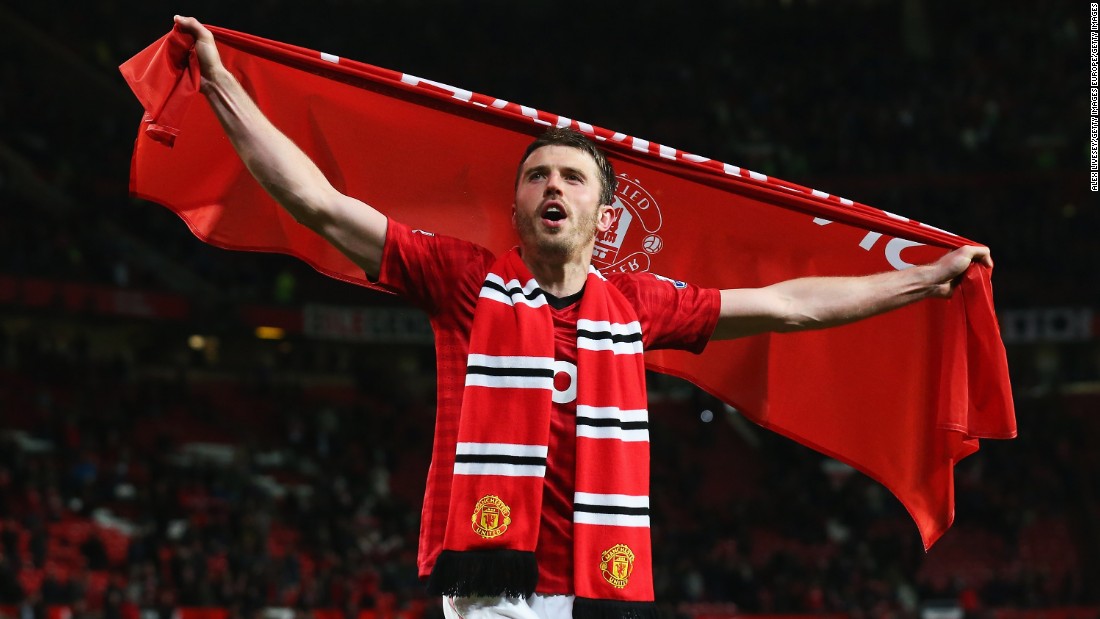 Hailed as the &quot;complete player&quot; by Barcelona legend Xavi Hernández, Michael Carrick has continued to control Manchester United&#39;s midfield beyond his 35th birthday. 