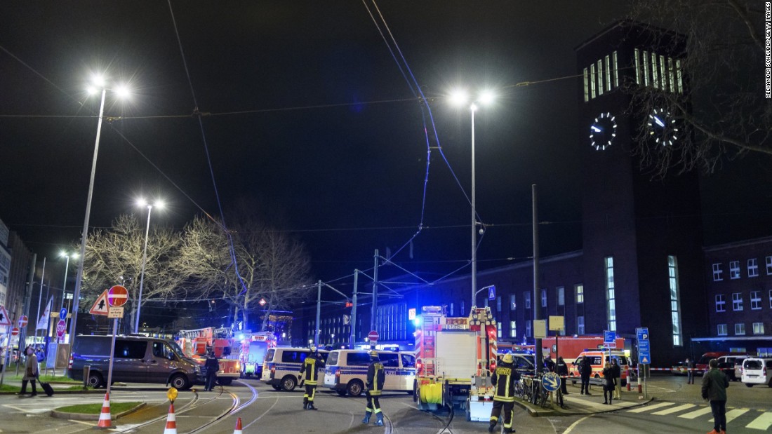 Dusseldorf ax attack: 7 injured at German train station - CNN