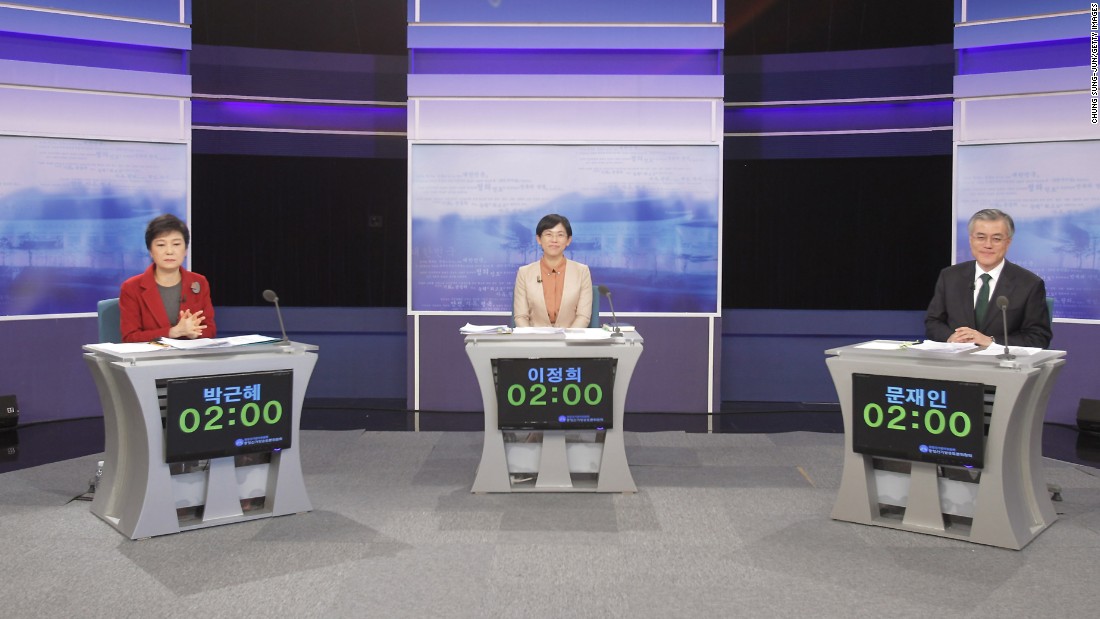 In December 2012, Park participates in a televised presidential debate with United Progressive Party candidate Lee Jung-hee and Democratic United Party candidate Moon Jae-in.