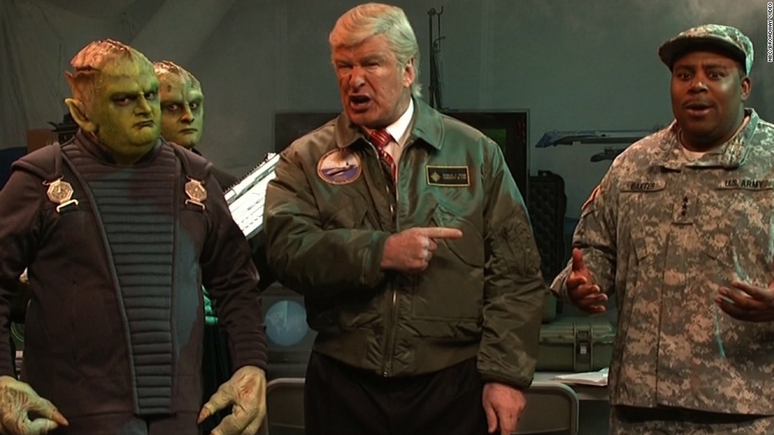 Trump Confronts Alien Invaders On Snl Cnn Video