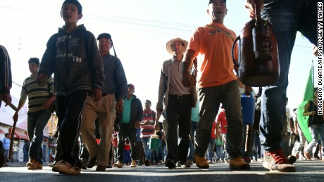 cnnee vo marcha de campesinos en paraguay reforma agraria_00005828