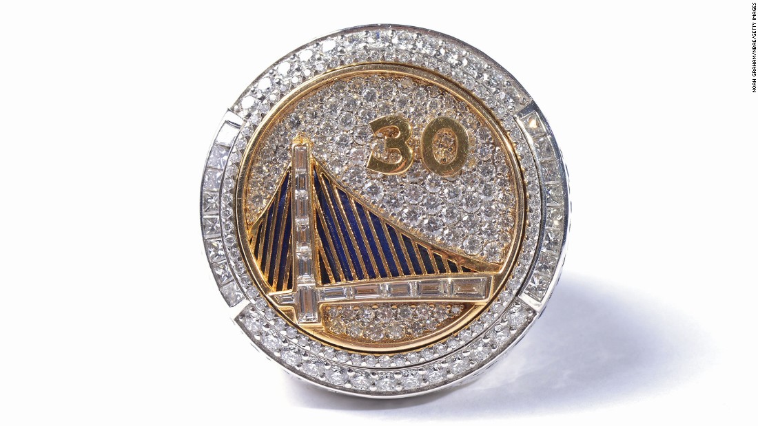 Here&#39;s the ring Stephen Curry -- No. 30 -- won for his contribution to&lt;br /&gt;the Golden State Warriors&#39; championship in 2015.