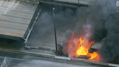 atlanta interstate 85 fire collapse_00002004.jpg