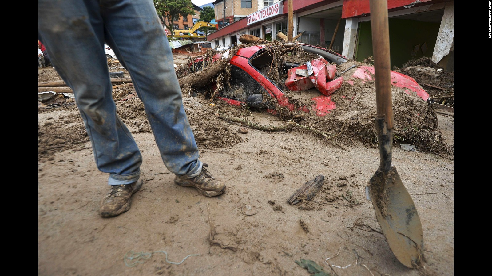 Colombia mudslides: More than 200 people dead - CNN