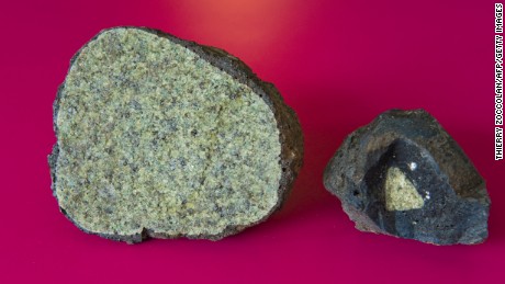 Peridotite is a rock that&#39;s believed to make up the Earth&#39;s mantle.