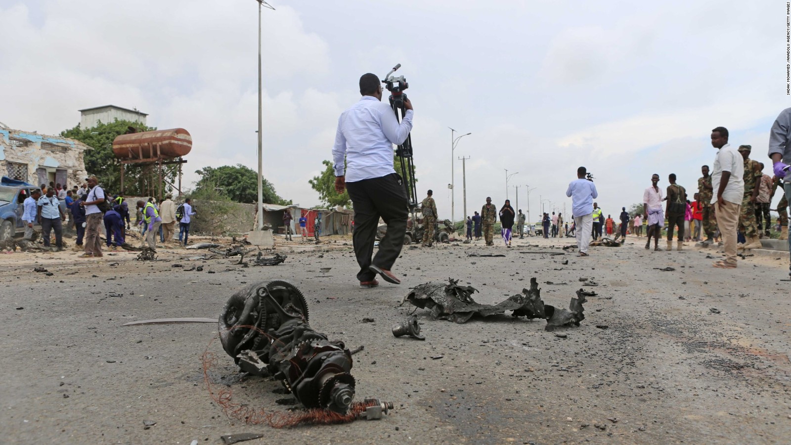 Somalia Bombing Kills At Least 17 - CNN