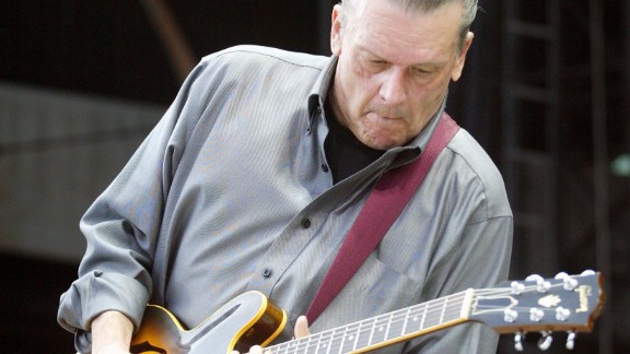 J Geils Dead Band Guitarist Found Unresponsive In His Home Cnn