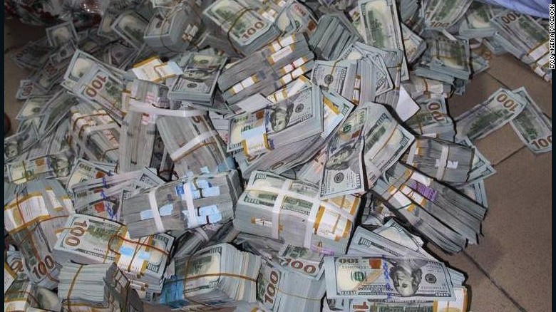 Nigerian Anti Corruption Unit Finds 43 Million In Cash In Lagos