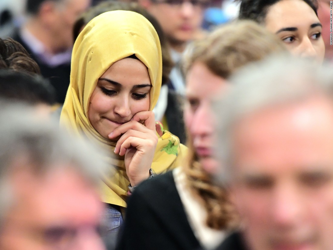 EU court OKs headscarf ban
