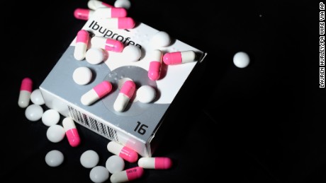 Common painkillers linked to increased risk of heart attack
