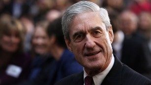 https://cdn.cnn.com/cnnnext/dam/assets/170517174625-robert-mueller-01-medium-plus-169.jpg