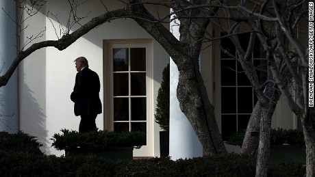 TOPSHOT - US President Donald Trump walks to Marine One for his first trip as President, on the South Lawn of the White House January 26, 2017 in Washington, DC. / AFP / Brendan Smialowski        (Photo credit should read BRENDAN SMIALOWSKI/AFP/Getty Images)