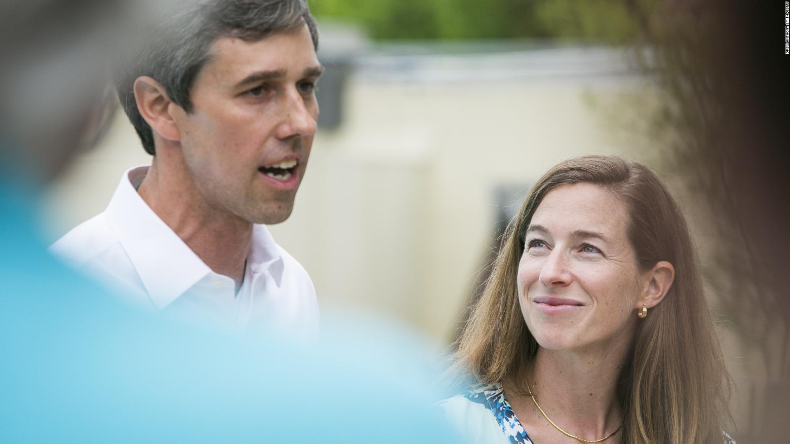 Beto O'Rourke's wife thrown into the spotlight - CNN Video