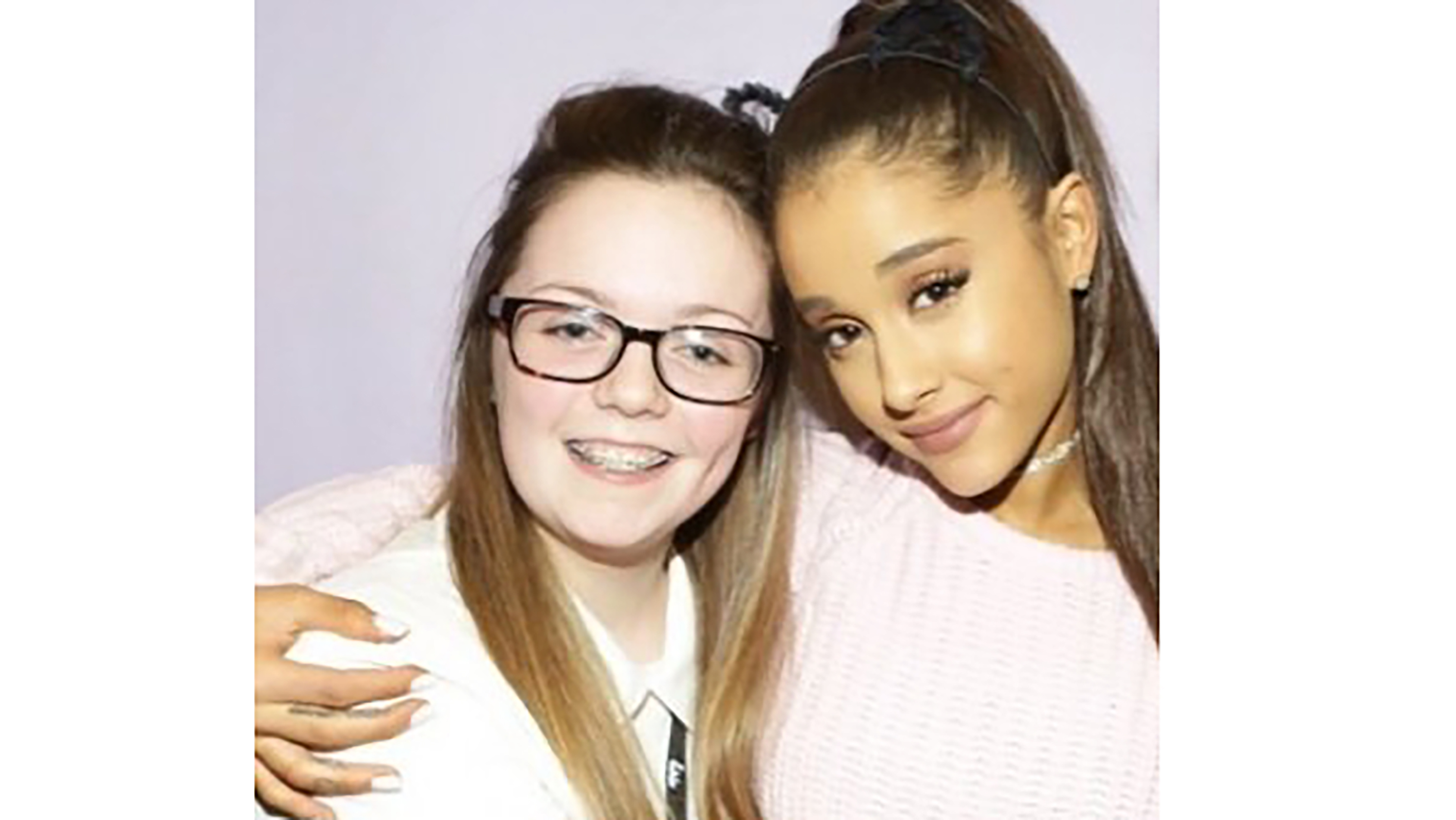 Superfan Who Had Met Ariana Grande Is Among The Dead Cnn