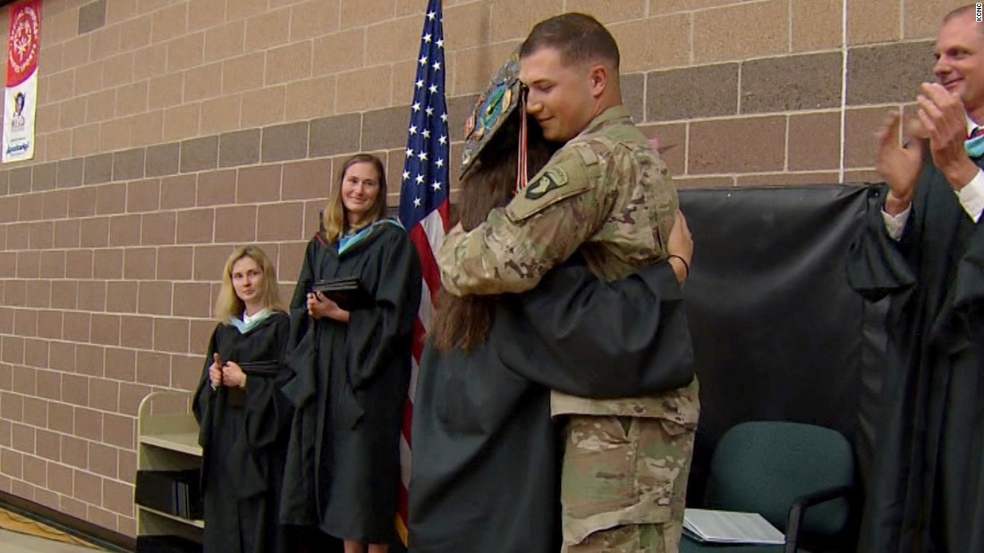 Soldier Surprises Sister At Graduation Cnn Video 8703