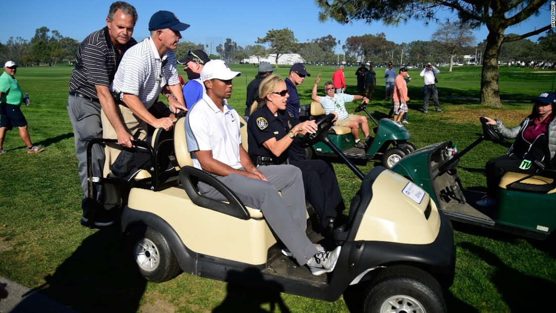 Woods pulled out of the Farmers Insurance Open in February 2015, and struggled with injury and form for the rest of the season. 