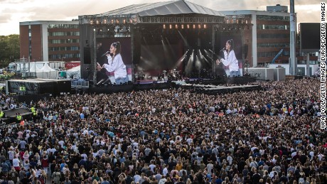 Ariana Grande holds benefit concert in wake of terror attacks