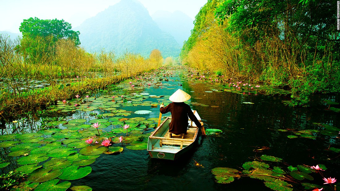 a travel guide to vietnam