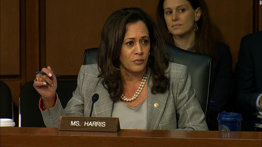 Kamala harris short hair college